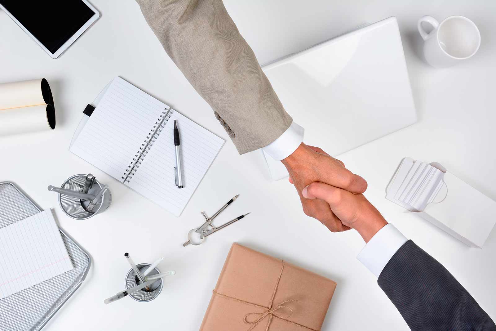 iSocket Smart Plug SMS Manager Android